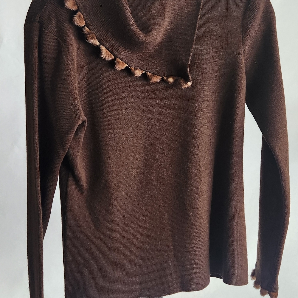 Adrianna PAPELL Brown Sweater with Fur Trim